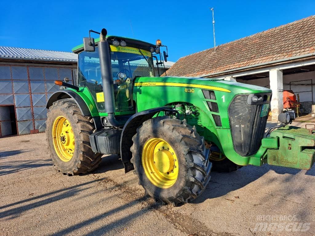 John Deere 8130 Трактори