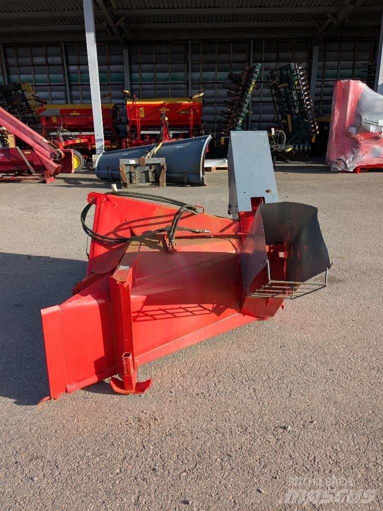 Esko LL240 Снегохвъргачки
