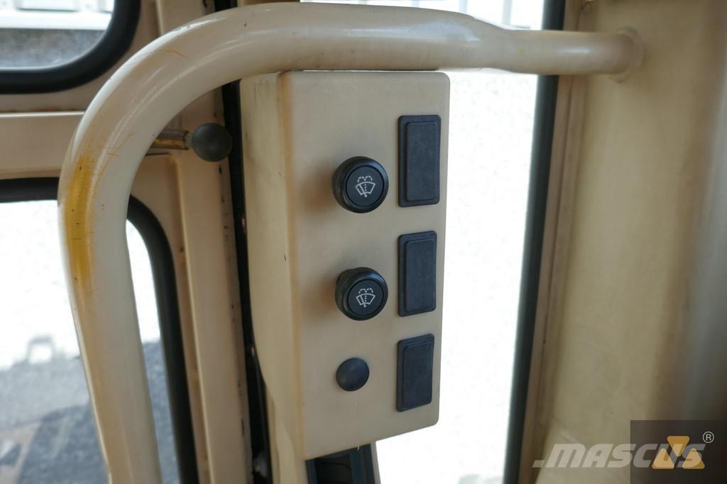 CAT 12H Грейдери