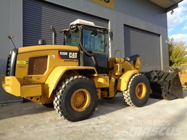 CAT 938M Колесни товарачи