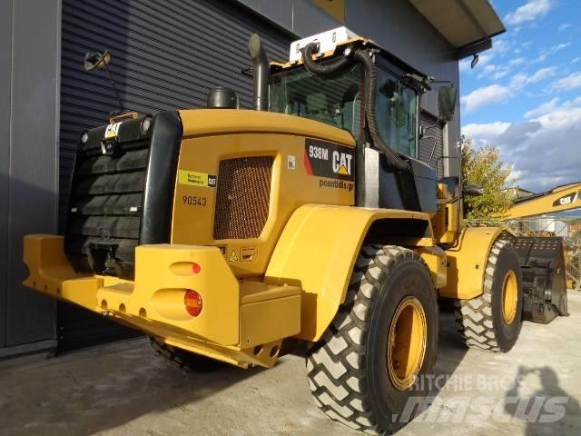 CAT 938M Колесни товарачи