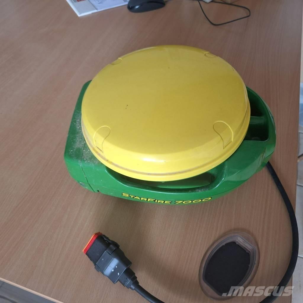 John Deere 6195 R Трактори