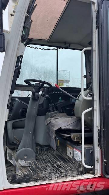 Takeuchi TB295W Колесни екскаватори