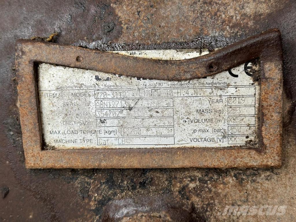 CAT 326F L Верижен екскаватор