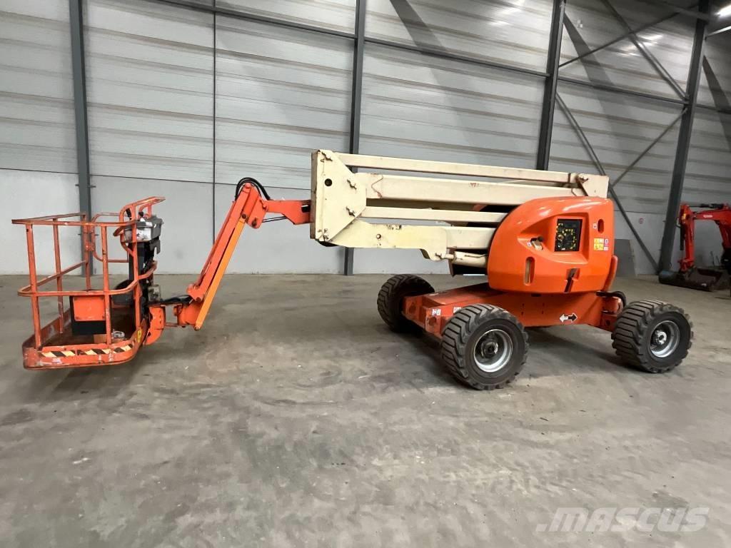 JLG 450 AJ Съчленени стрелови подемници