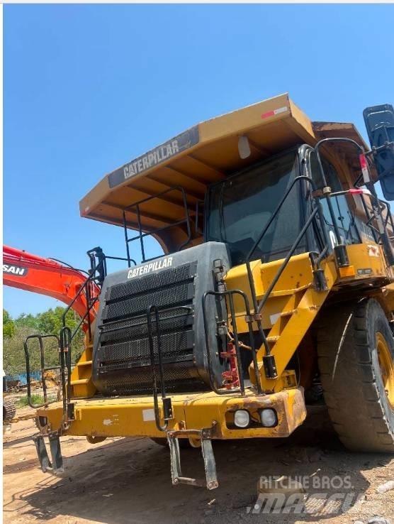 CAT 773 D Твърди самосвали
