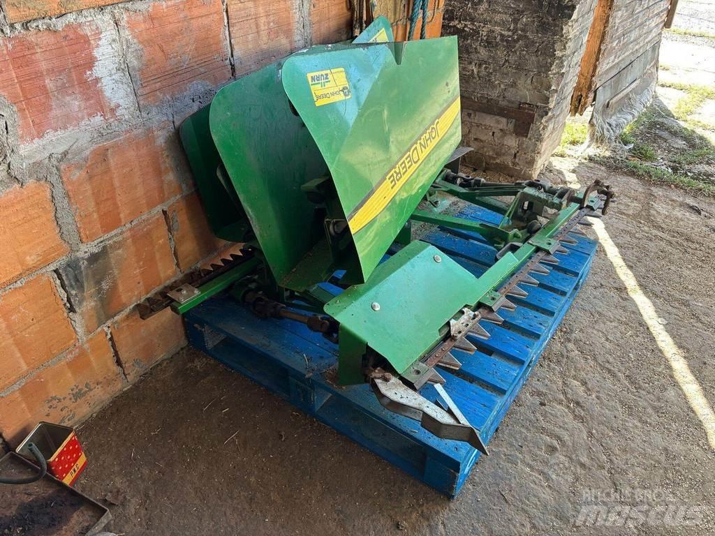 John Deere T670 Комбайни