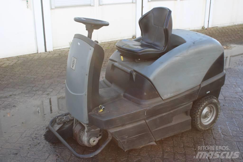 Kärcher KM 100/100 Автоматични метачки с четки