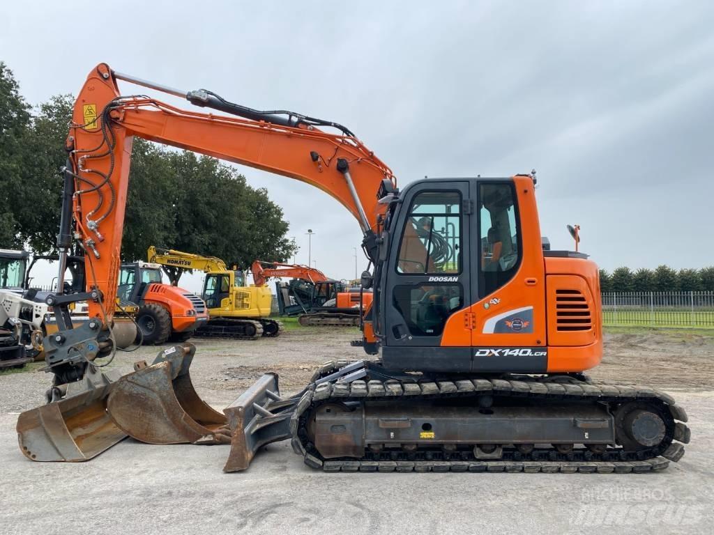 Doosan DX 140 LCR-5 Верижен екскаватор