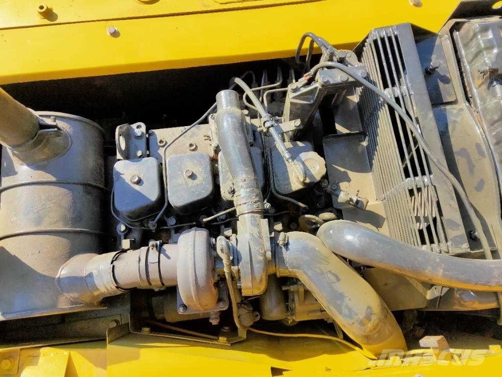 Komatsu PC120-6 Средни екскаватори 7т - 12т