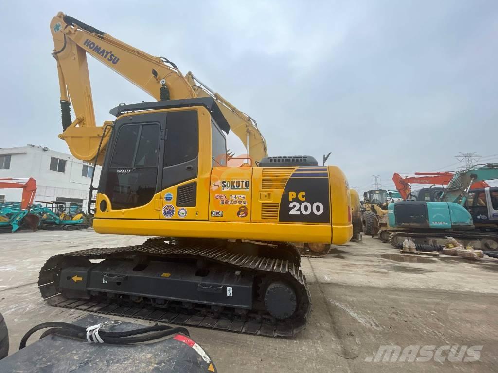 Komatsu PC 200-8 Верижен екскаватор