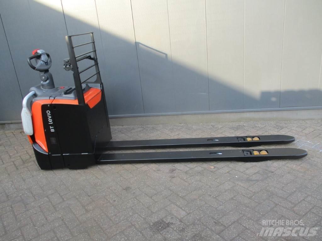Toyota LPE 250 Транспалетни колички с платформи