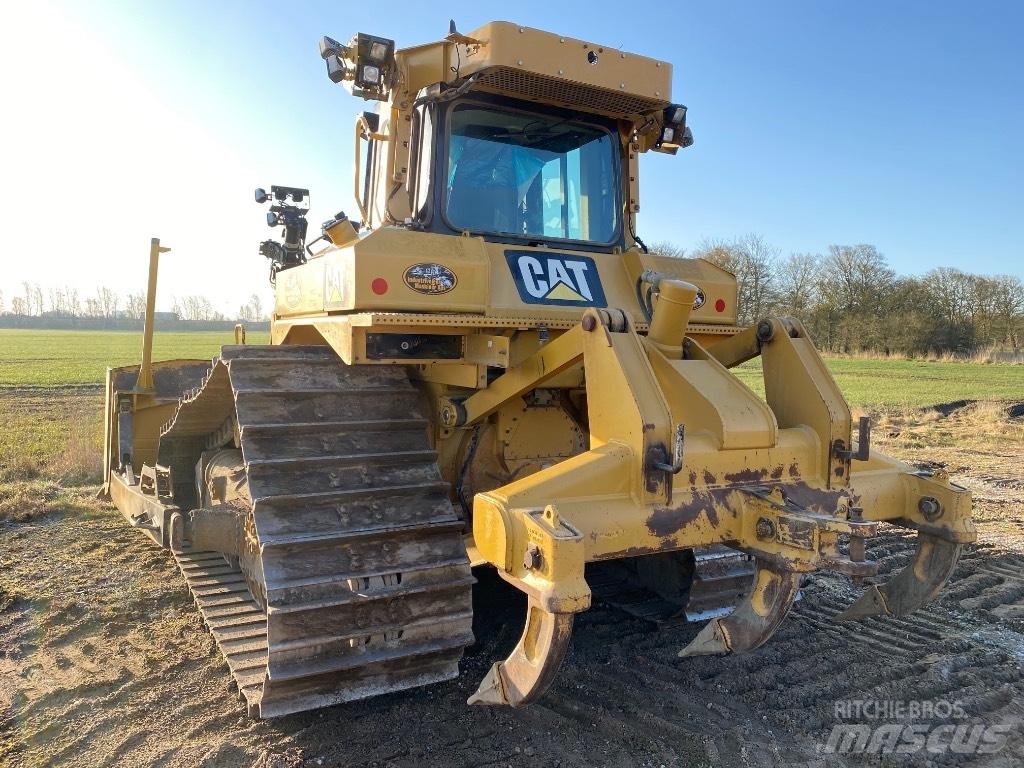 CAT D 6 T LGP Верижни булдозери

