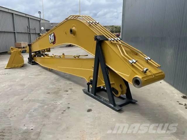 CAT 323 NG 18m Set Товарачи със заден ескаватор