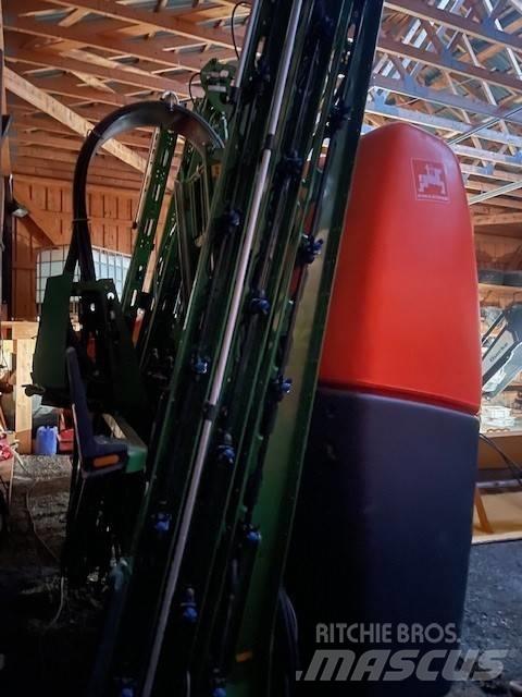 Amazone UF 2002 Навесни пръскачки
