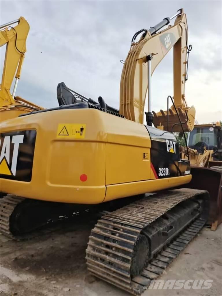 CAT 323 D Верижен екскаватор