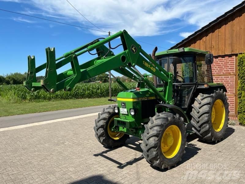 John Deere 2140 Трактори