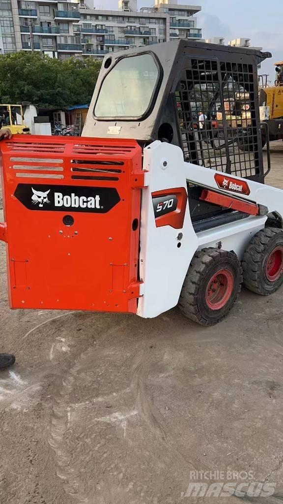 Bobcat S 70 Мини товарачи
