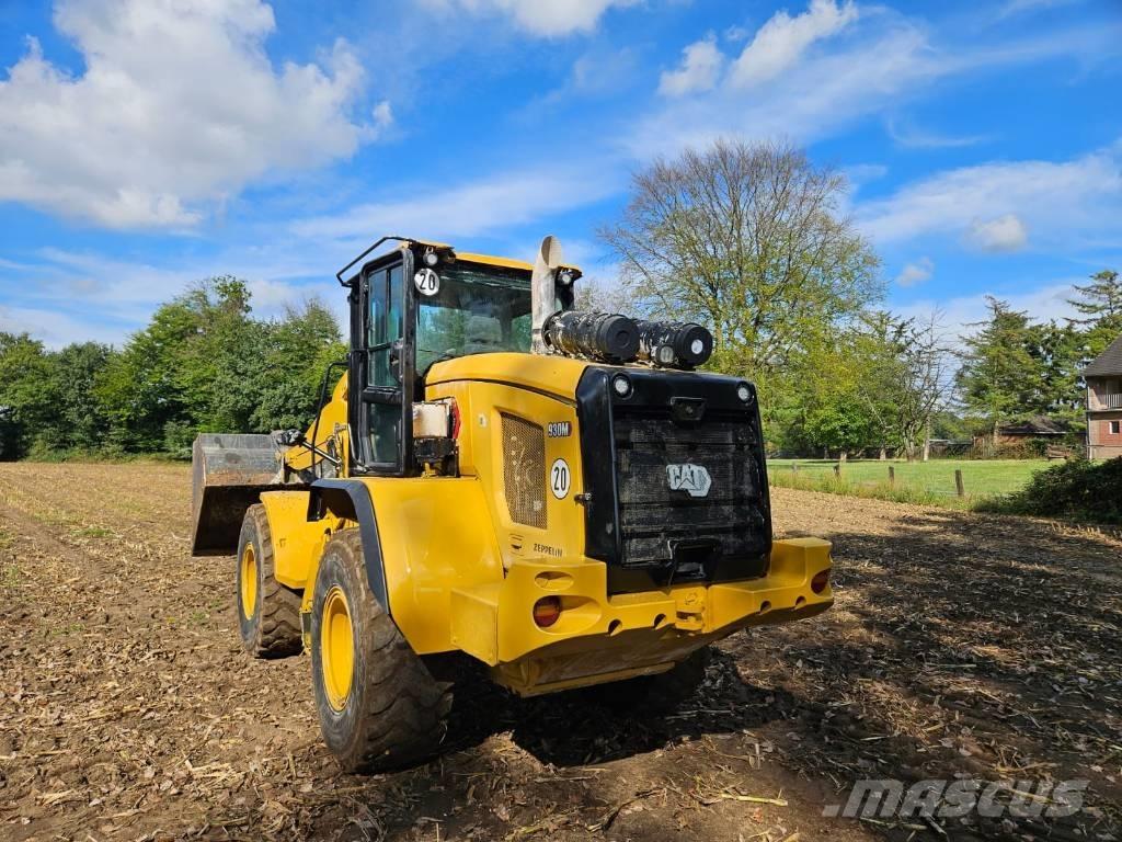 CAT 930 M Колесни товарачи