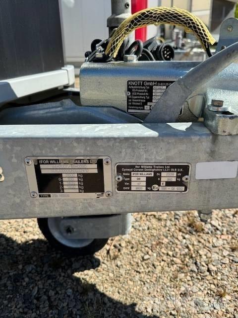 Ifor Williams HB 506 Полуремаркета за превоз на животни

