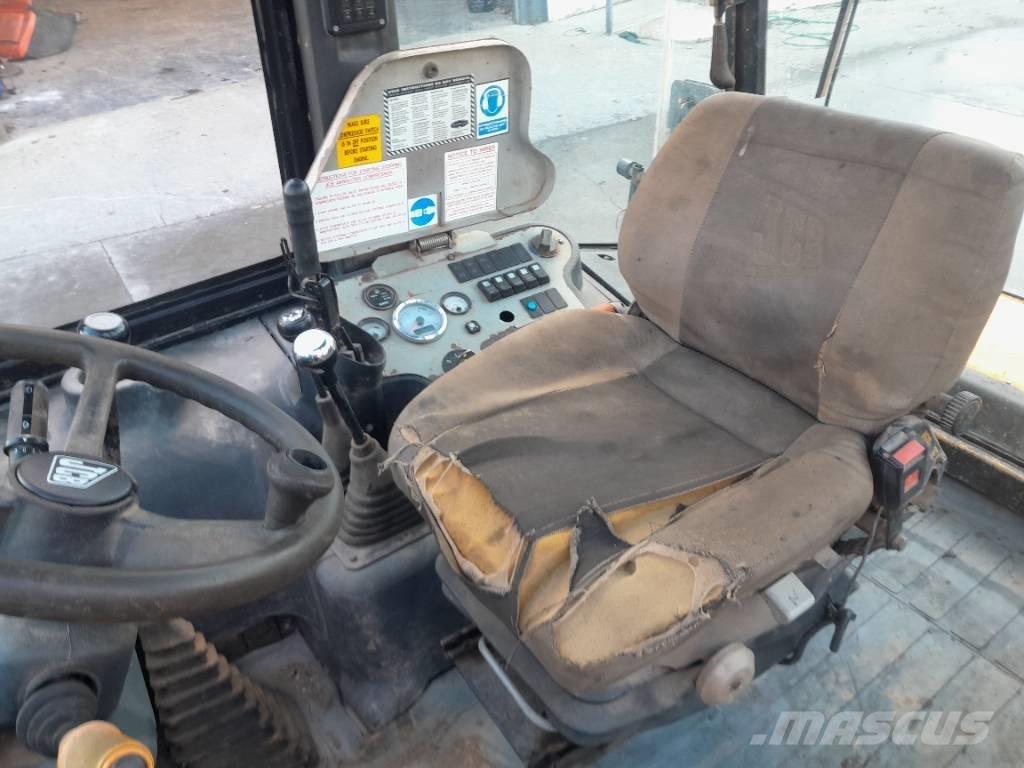 JCB 2 CX Колесни товарачи
