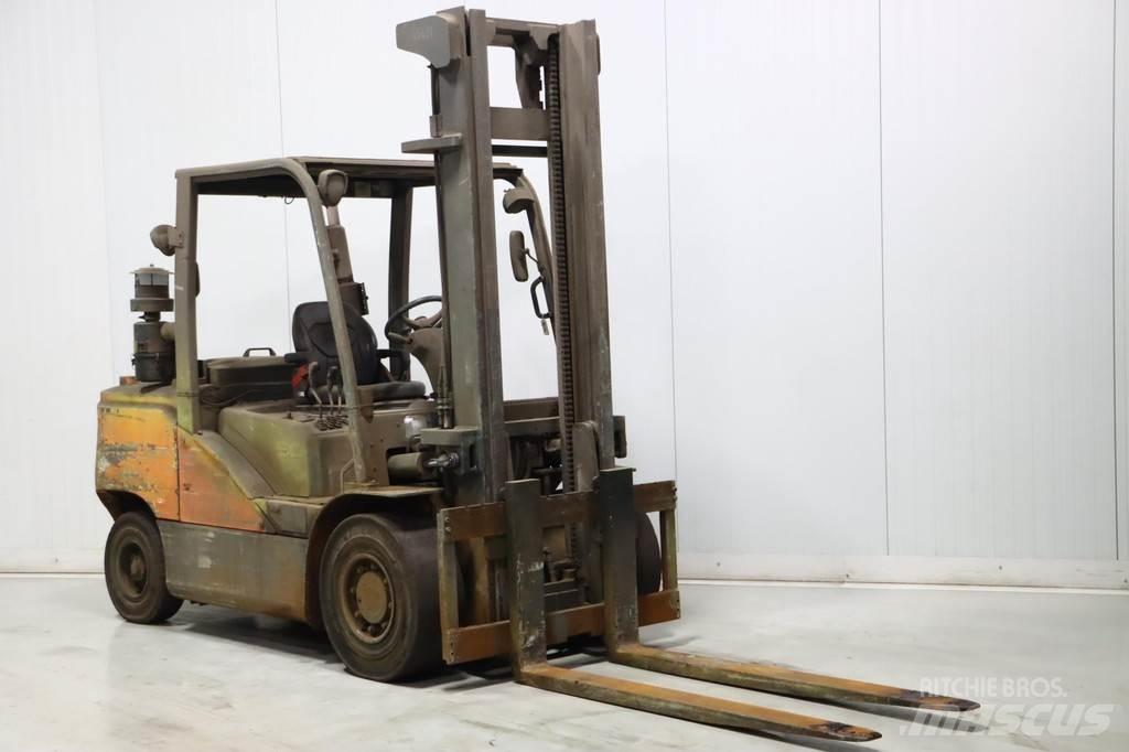 Doosan D50C-7 Дизелови камиони