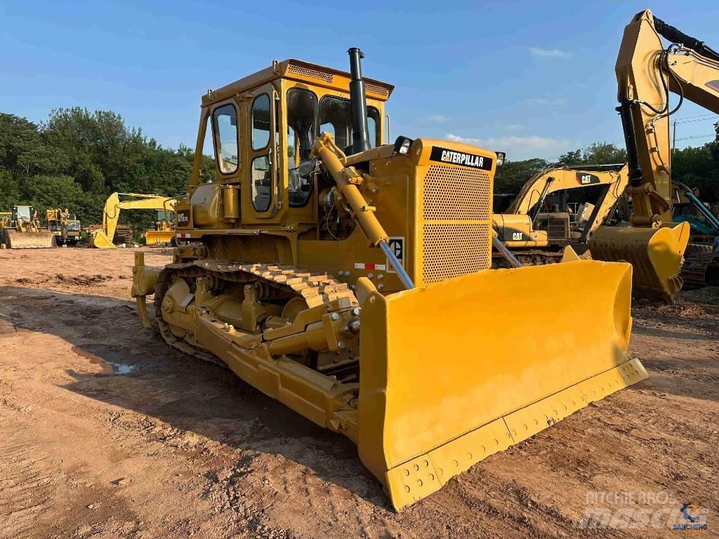 CAT D 7 G Верижни булдозери

