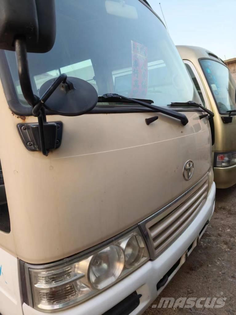 Toyota Coaster Bus Мини бусове