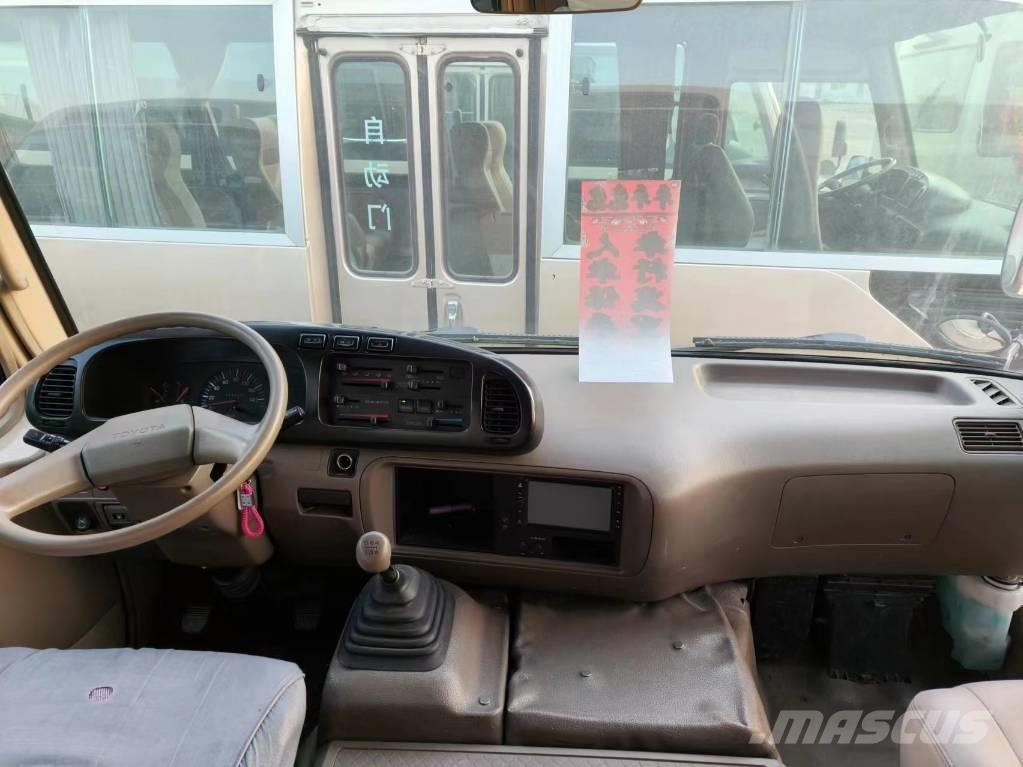 Toyota Coaster Bus Мини бусове