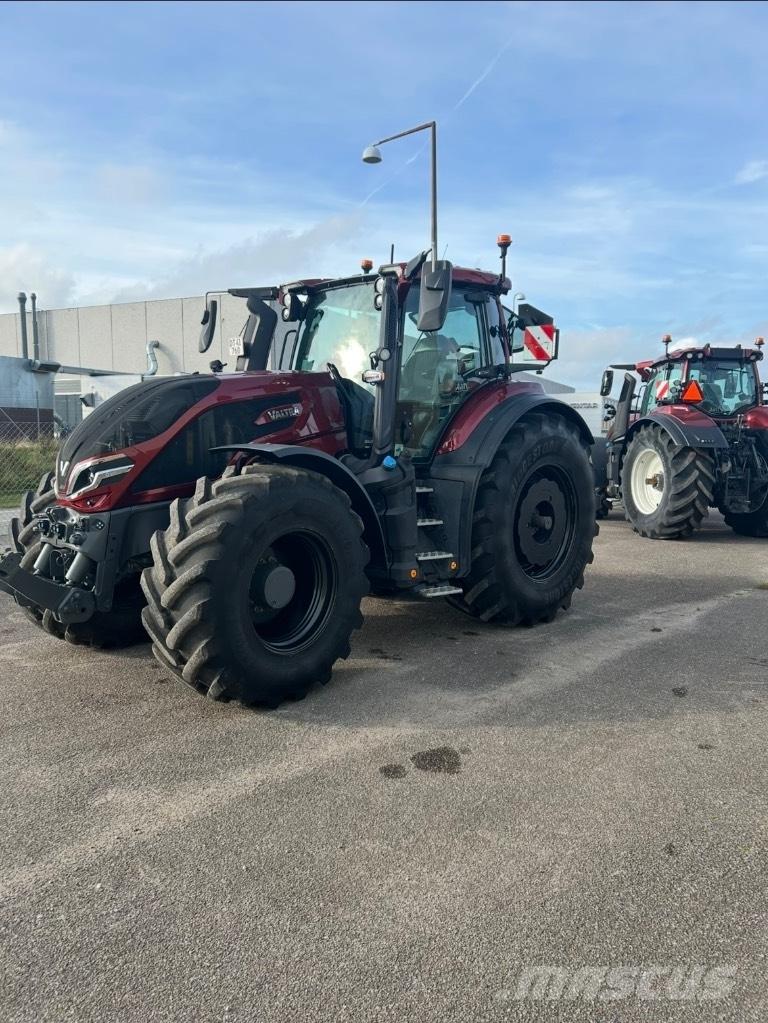 Valtra Q 305 Трактори