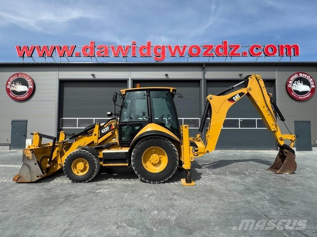 CAT 432 F Товарач със заден ексватор