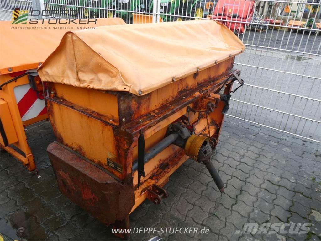 Rauch UKS 120 Разстилачки на пясък и сол