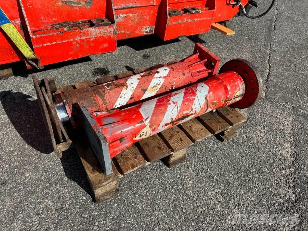 Fassi F600.22 K2 Товарещи кранове