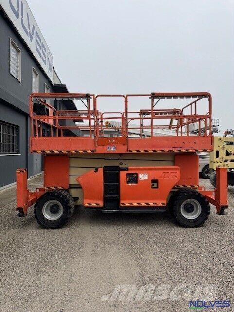 JLG 4394RT Ножични работни платформи