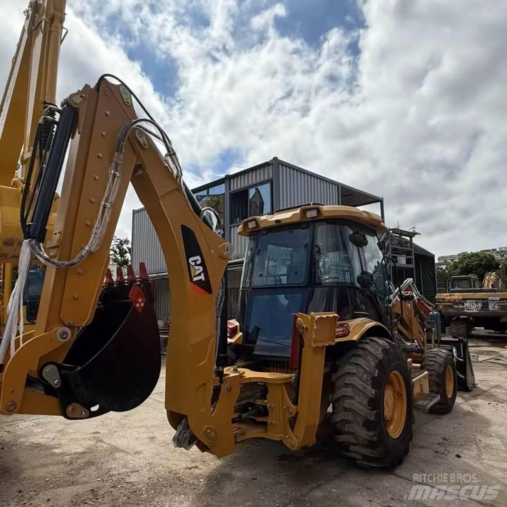 CAT 420 D Товарач със заден ексватор