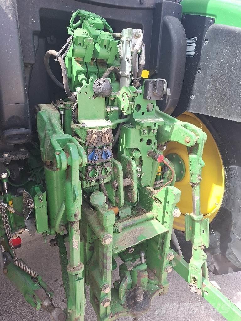 John Deere 6110R Трактори