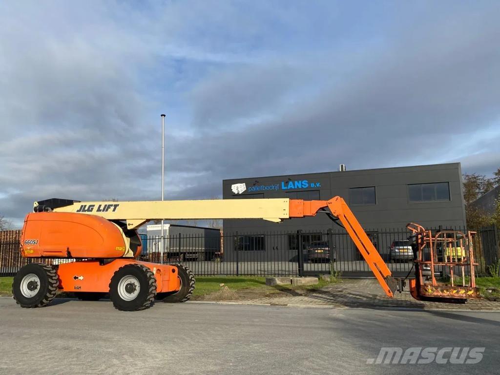 JLG 660SJ Телескопични повдигачи
