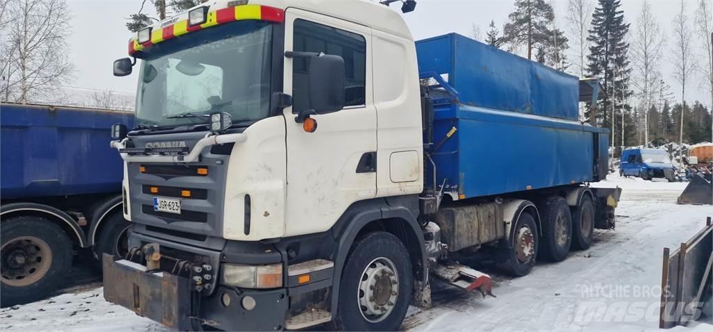 Scania R124 Общински/универсални превозни средства
