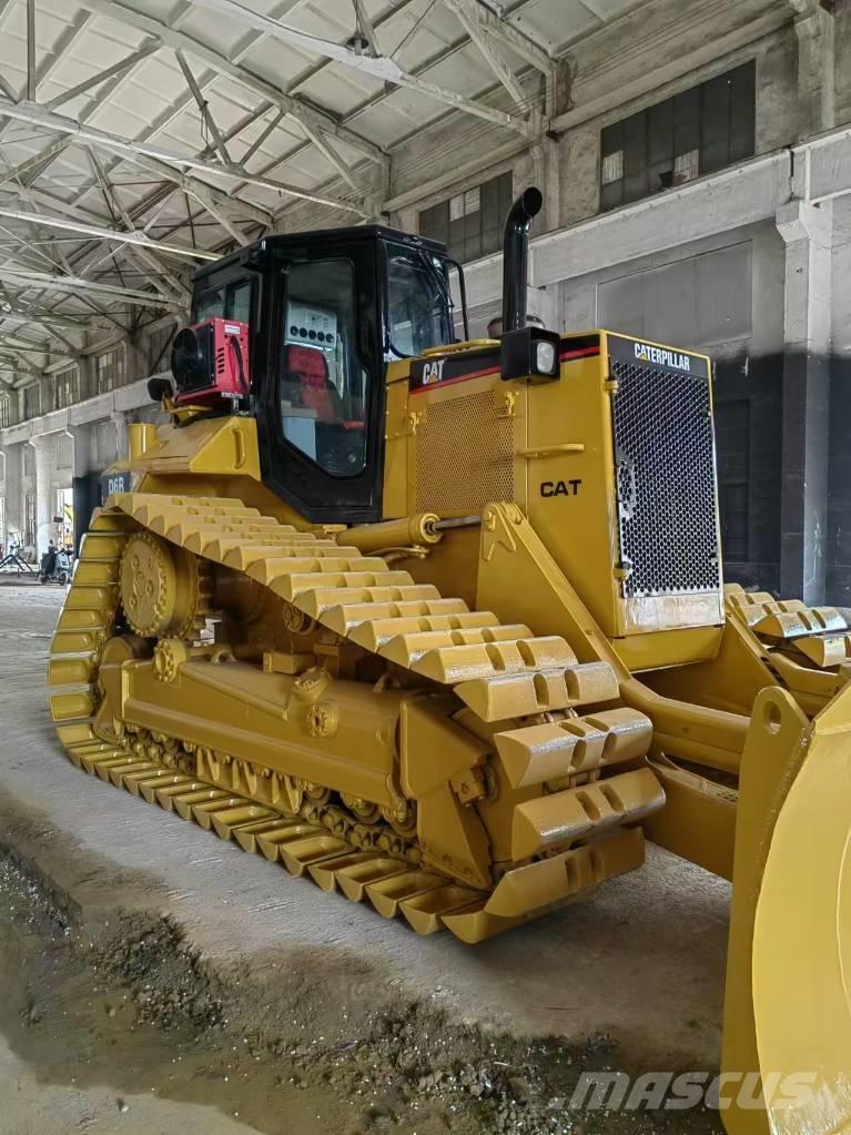 CAT D 6 R Грейдери