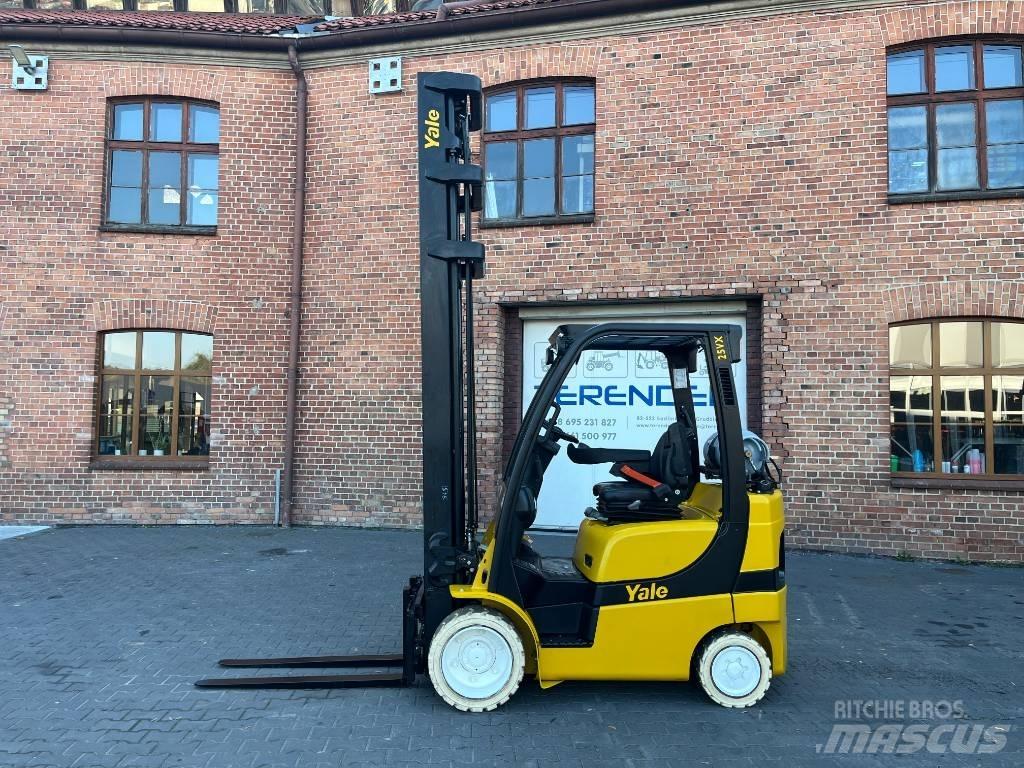 Yale GLC25VX Камиони с АГУ