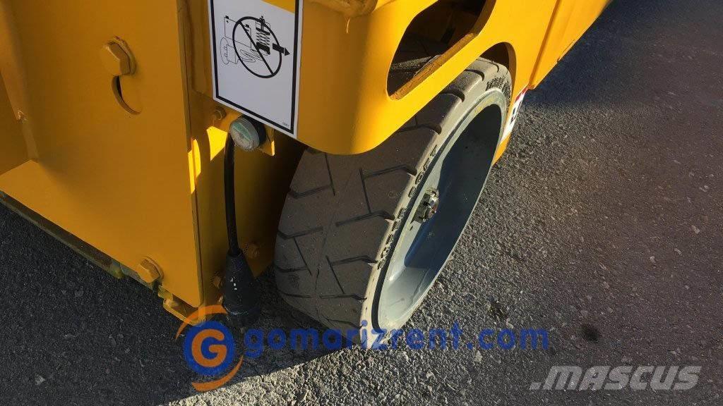 Haulotte Compact 10 Ножични работни платформи