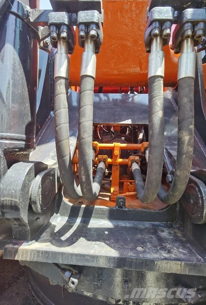 Doosan DX 225 LC-9C Верижен екскаватор