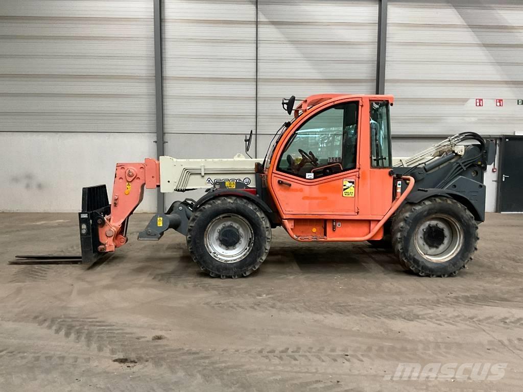 JLG 3513 Телескопични товарачи