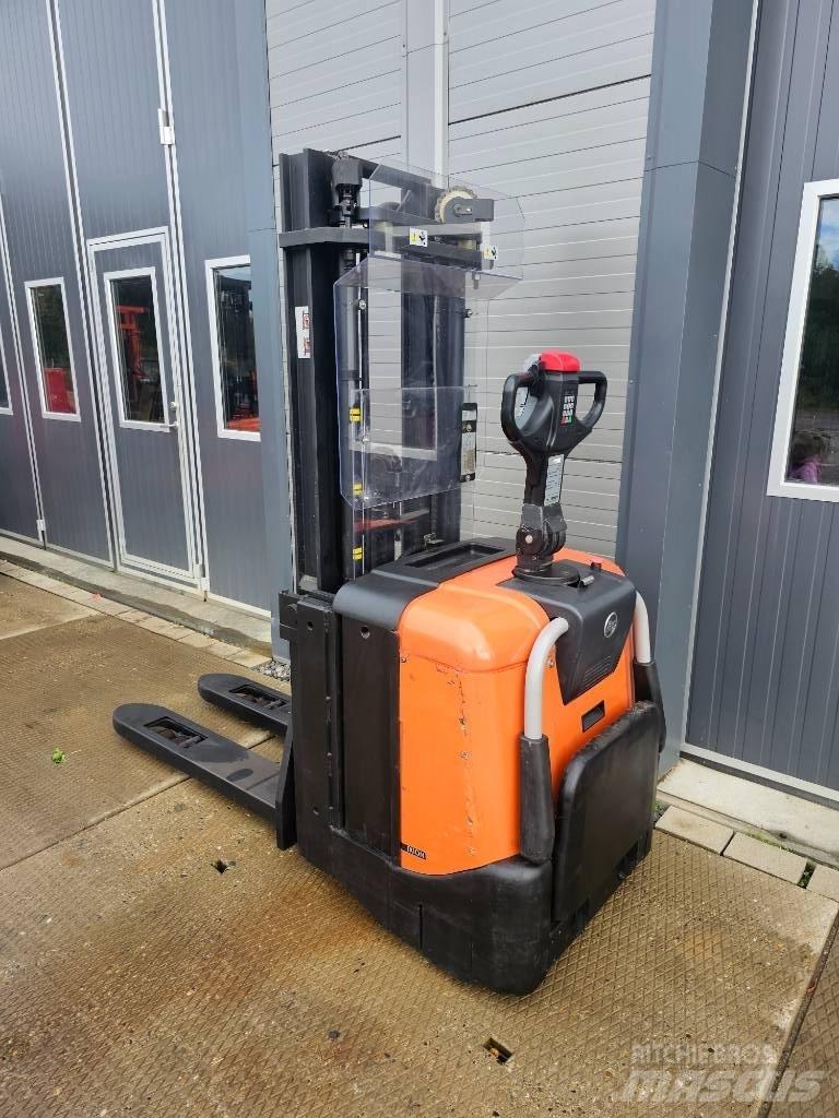 BT SPE 125 L 4150mm Колички високоповдигачи с теглич