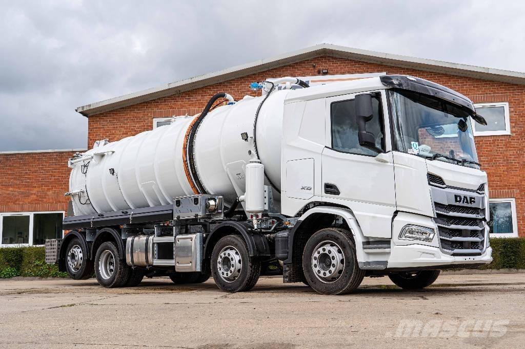 DAF XD 450 FAX 8x2 Цистерна