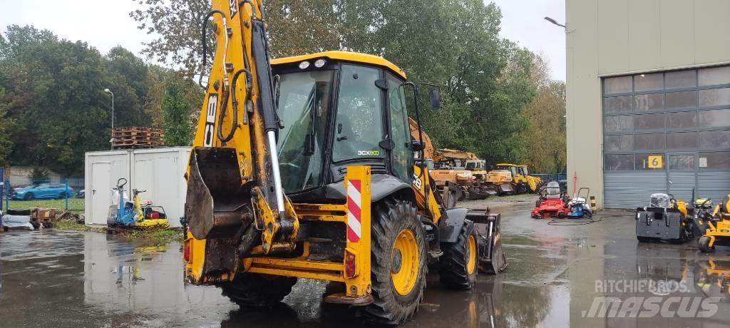 JCB 3 CX Товарач със заден ексватор