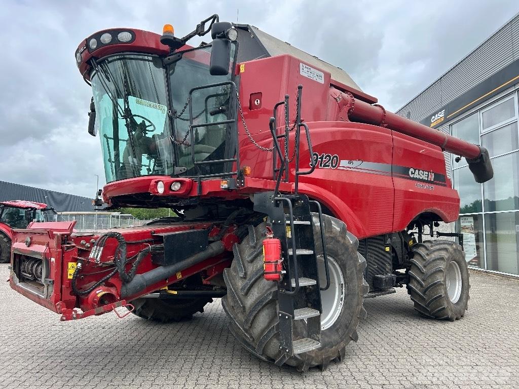 Case IH 9120 Комбайни