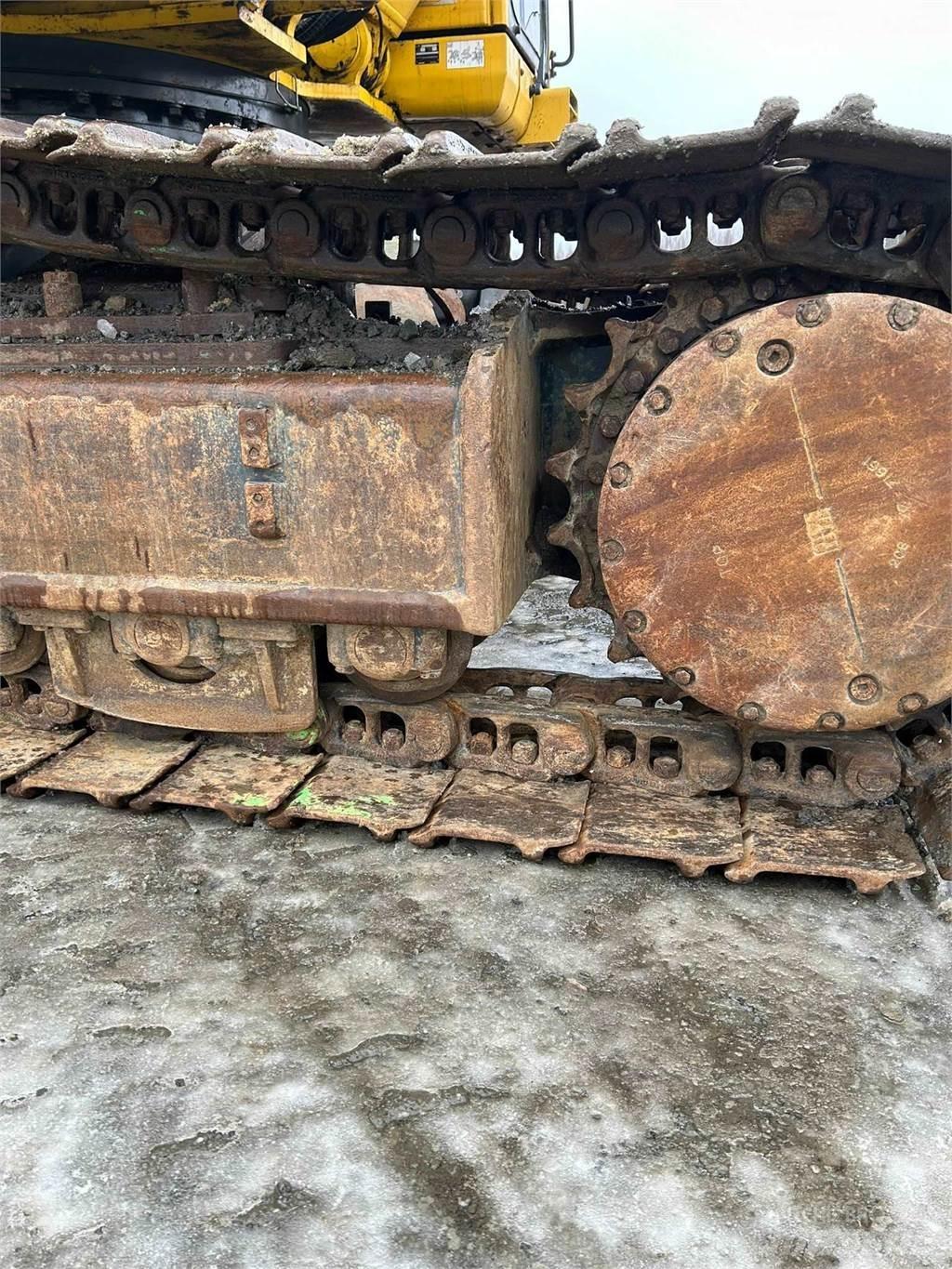 Komatsu PC490LC-11 Верижен екскаватор