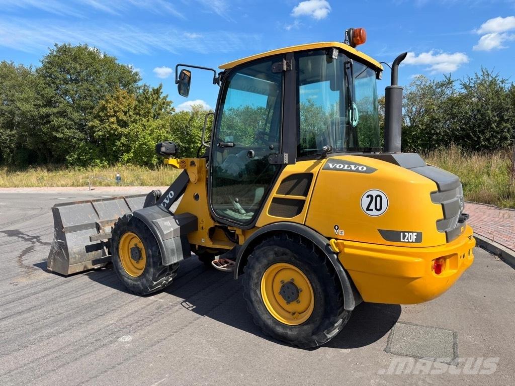 Volvo L 20 F Колесни товарачи