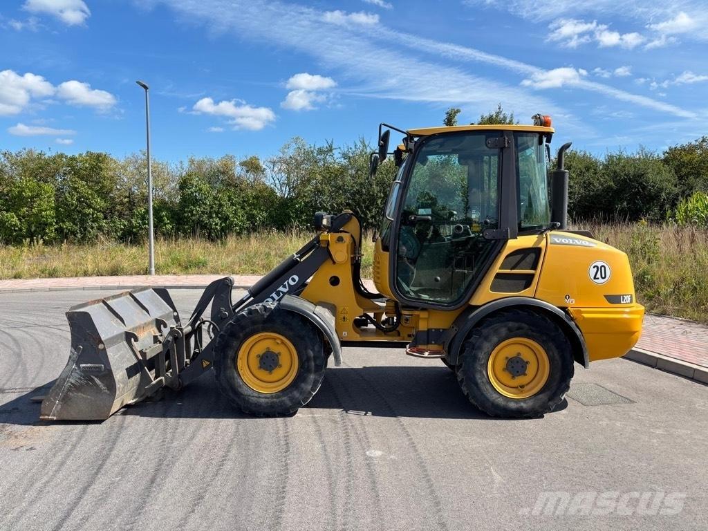 Volvo L 20 F Колесни товарачи